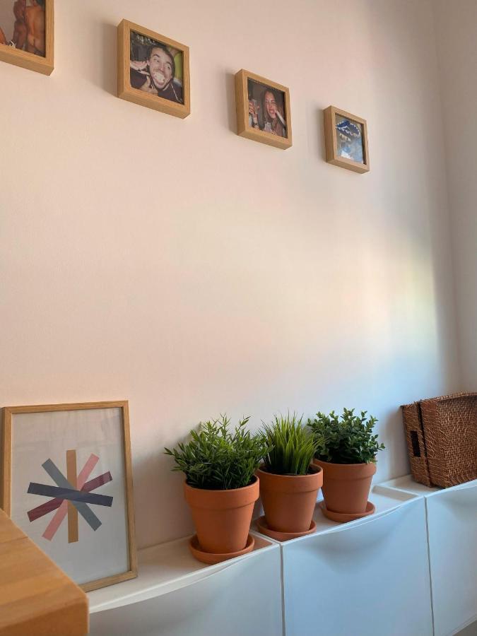 Lisbon, Renovated T2 Apartment Portas De Benfica Амадора Экстерьер фото