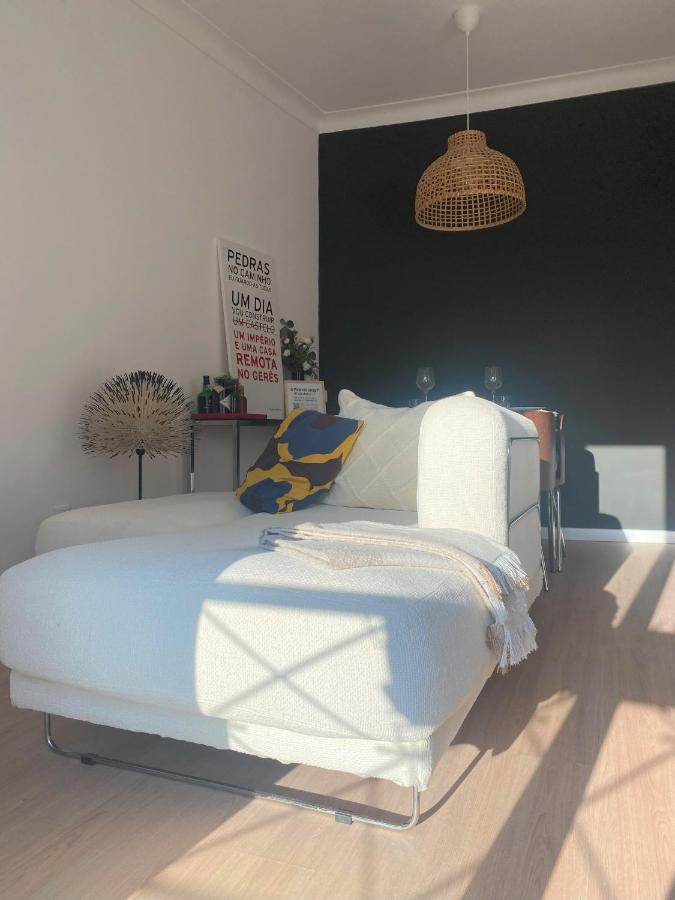 Lisbon, Renovated T2 Apartment Portas De Benfica Амадора Экстерьер фото