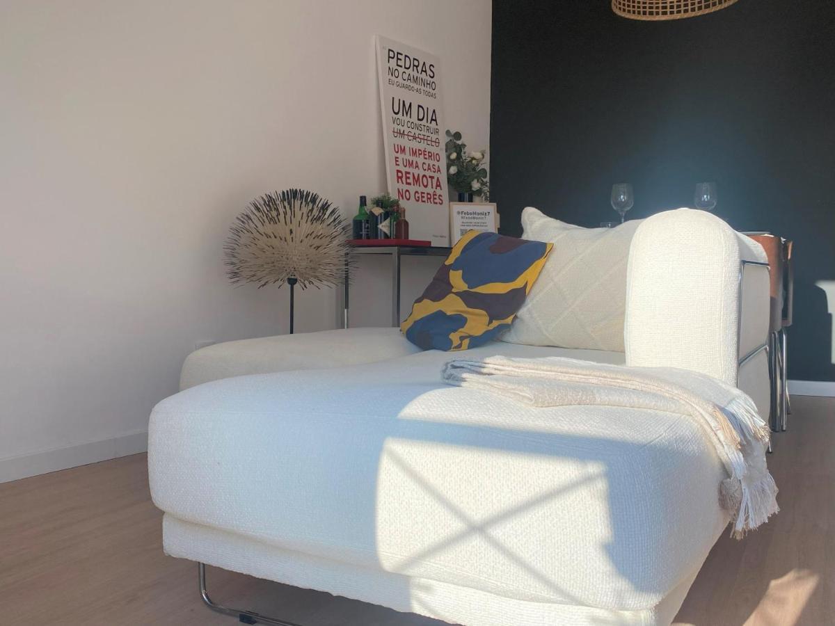 Lisbon, Renovated T2 Apartment Portas De Benfica Амадора Экстерьер фото